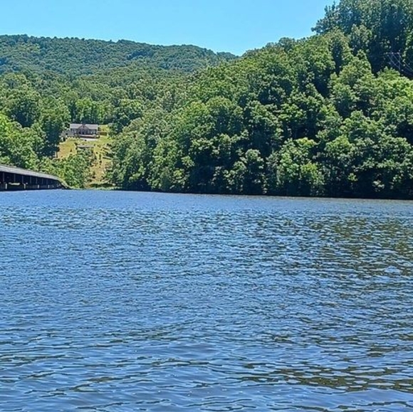 Meet your Posher, Craig - Picture 1 of 1